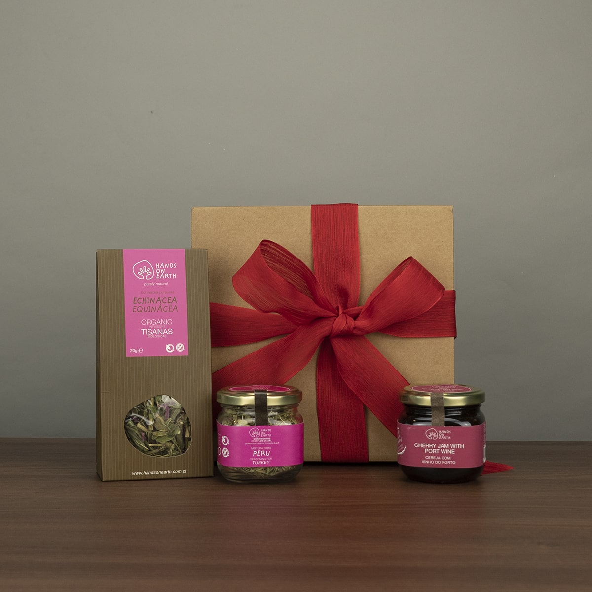 Product Photography for the brand Hands on Earth